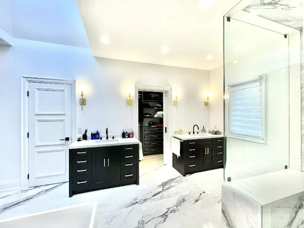 Toronto Full House Renovation Washrooms Closets - Image 16