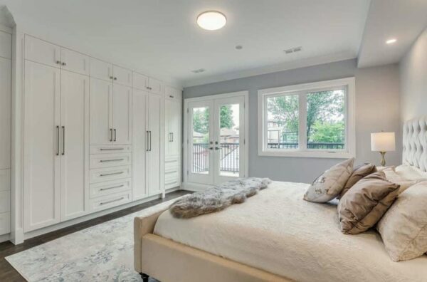Toronto Custom Built House - Image 10