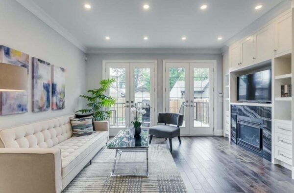 Toronto Custom Built House - Image 11