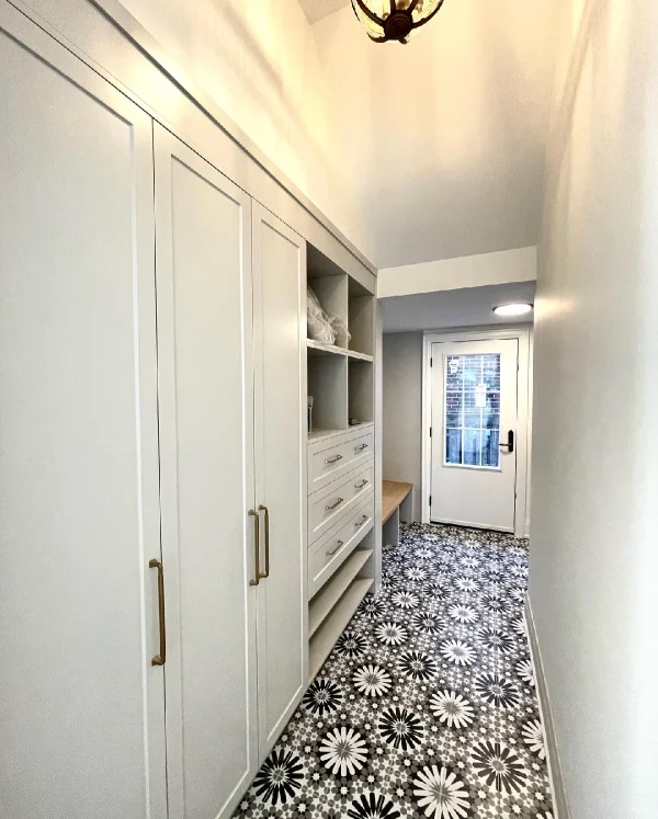 Etobicoke Custom Built House - Image 12