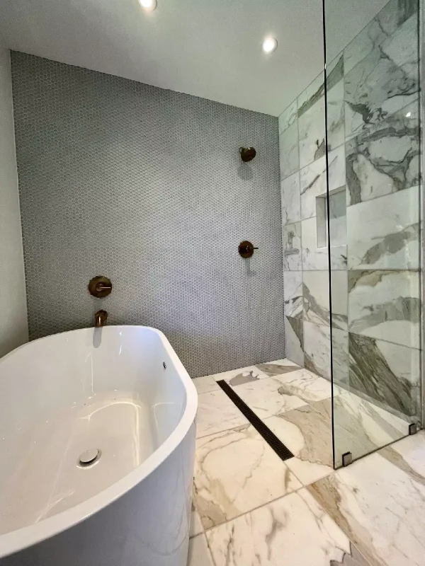Etobicoke Addition Kitchen Renovation Bathroom Renovation - Image 17
