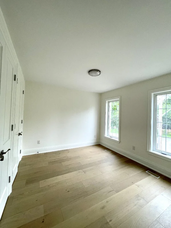 Etobicoke Custom Built House - Image 5